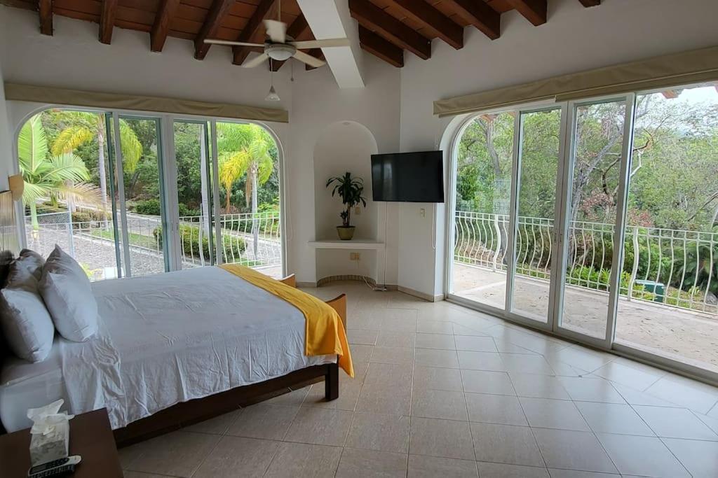 Villa Martha Garza Blanca - Heated Pool, Chef & Full Staff Included Puerto Vallarta Exterior foto
